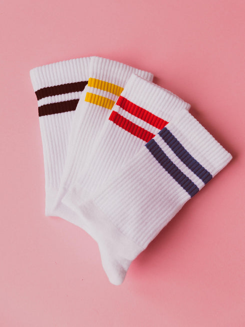 Sportive Socken Rot Gestreift Weiß